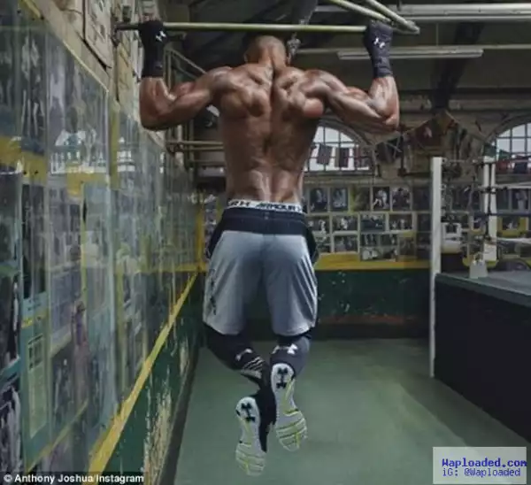 Pic: New IBF heavyweight champion, Anthony Joshua, shows off ripped physique and asks 